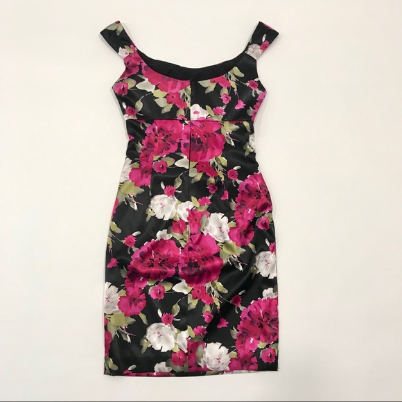 Maggy London - Picture 5 of 6